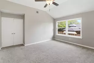 2462 Claremont Dr, Grand Prairie, TX 75052 - Photo 19