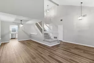 2462 Claremont Dr, Grand Prairie, TX 75052 - Photo 5