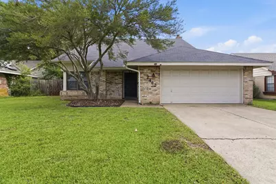 2462 Claremont Drive, Grand Prairie, TX 75052 - Photo 1