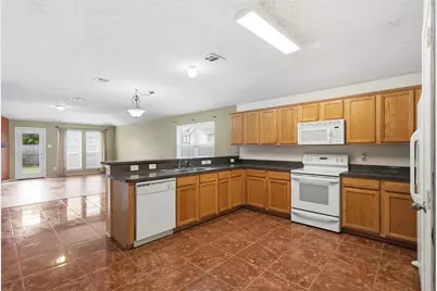 640 Canyon Place, DeSoto, TX 75115 - Photo 5