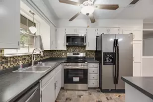 7100 Lowery Ln, North Richland Hills, TX 76182 - Photo 15