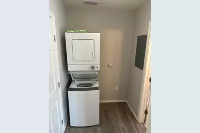 3015 Bryant Irvin Road N #205, Fort Worth, TX 76107 - Photo 3