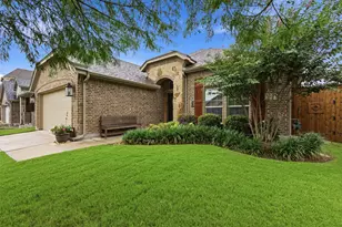712 Mist Flower Dr, Little Elm, TX 75068 - Photo 3