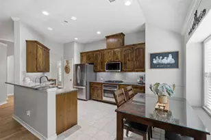 712 Mist Flower Dr, Little Elm, TX 75068 - Photo 5