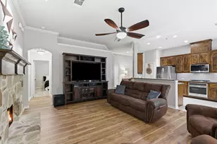 712 Mist Flower Dr, Little Elm, TX 75068 - Photo 7