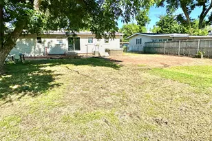 209 Laurel Dr, Winters, TX 79567 - Photo 23