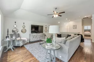 2513 Gramercy Park Dr, Flower Mound, TX 75028 - Photo 3