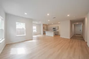 121 kylie St, Cleburne, TX 76031 - Photo 5