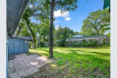 7521 Pawnee Trail, Lake Worth, TX 76135 - Photo 27