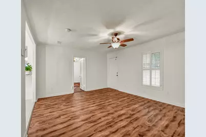 7521 Pawnee Trail, Lake Worth, TX 76135 - Photo 7