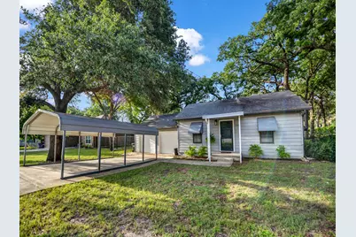 7521 Pawnee Trail, Lake Worth, TX 76135 - Photo 1