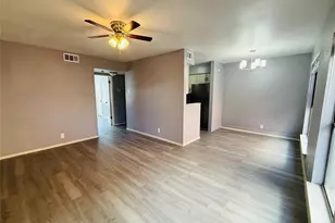 718 S Main St, Paris, TX 75460 - Photo 3