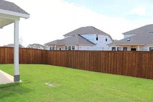 1413 Mustang Cyn Dr, Fort Worth, TX 76052 - Photo 7
