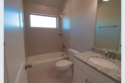 535 Hilllcrest Circle, Justin, TX 76247 - Photo 13