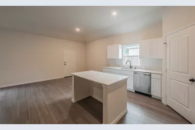 115 Kylie Street, Cleburne, TX 76031 - Photo 11