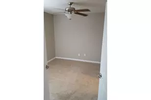 2305 Basil Dr, Arlington, TX 76006 - Photo 5