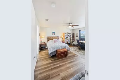 329 Wolf Mountain Lane, Fort Worth, TX 76140 - Photo 13