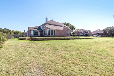 2318 Balleybrooke Drive, Lewisville, TX 75077 - Photo 33