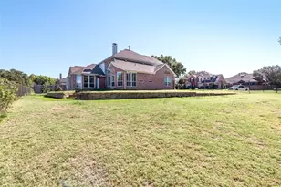 2318 Balleybrooke Dr, Lewisville, TX 75077 - Photo 33