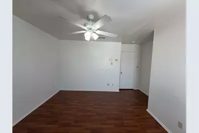 807 W Walnut Street #C4, Celina, TX 75009 - Photo 11