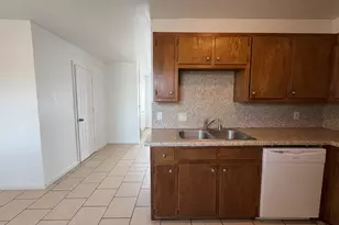 807 W Walnut St, Celina, TX 75009 - Photo 7