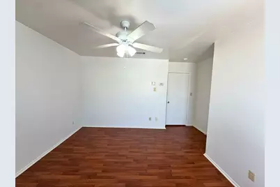 807 W Walnut Street #C4, Celina, TX 75009 - Photo 11