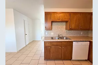 807 W Walnut Street #C4, Celina, TX 75009 - Photo 5