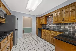 2812 Chimney Hill Dr, Waco, TX 76708 - Photo 11