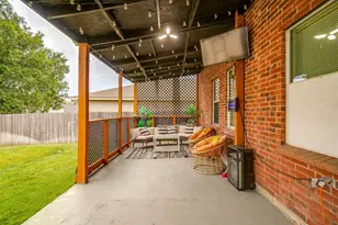 1956 Lariat Dr, Fort Worth, TX 76247 - Photo 35