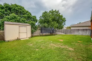 1956 Lariat Dr, Fort Worth, TX 76247 - Photo 37