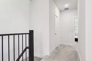 12895 Red Hawk Dr, Farmers Branch, TX 75234 - Photo 21