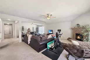 649 Canyon Pl, DeSoto, TX 75115 - Photo 7