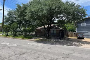 739-741 W 10th St, Dallas, TX 75208 - Photo 1