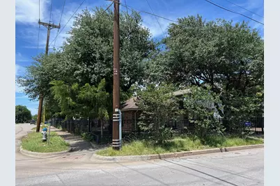 739-741 W 10th Street, Dallas, TX 75208 - Photo 11