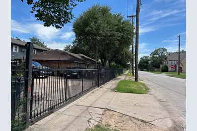 739-741 W 10th Street, Dallas, TX 75208 - Photo 13