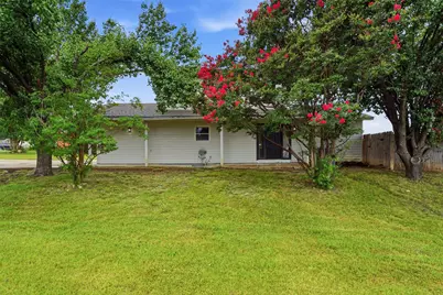 4508 Bevily Drive, The Colony, TX 75056 - Photo 5