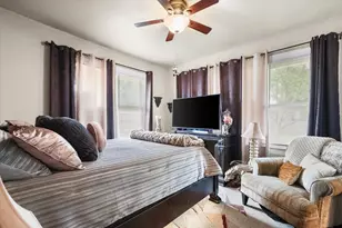 5107 Denton Dr, Dallas, TX 75235 - Photo 15