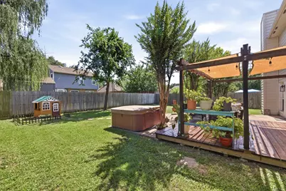 1229 Oxford Lane, Grapevine, TX 76051 - Photo 13