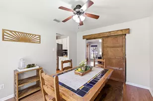 1229 Oxford Ln, Grapevine, TX 76051 - Photo 5