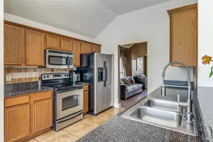 4621 St Francis Ave, Dallas, TX 75227 - Photo 9