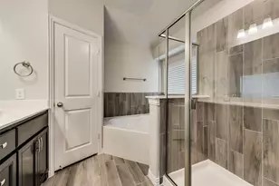 1524 Joy Dr, Carrollton, TX 75007 - Photo 17