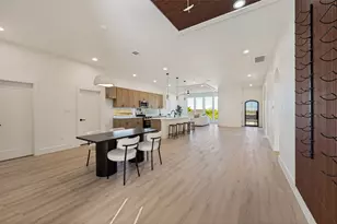 910 Gallant Fox Dr, Dallas, TX 75211 - Photo 15