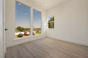 910 Gallant Fox Dr, Dallas, TX 75211 - Photo 21