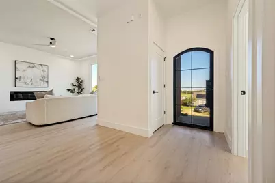 910 Gallant Fox Drive, Dallas, TX 75211 - Photo 3