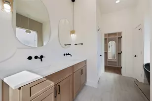 910 Gallant Fox Dr, Dallas, TX 75211 - Photo 19