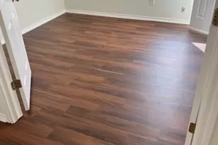 1029 E Hickory St, Denton, TX 76205 - Photo 5