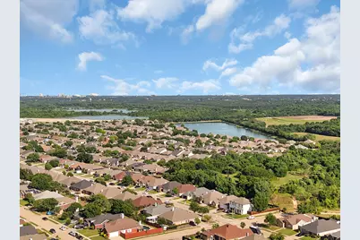 8804 Brushy Creek Trail, Fort Worth, TX 76118 - Photo 11