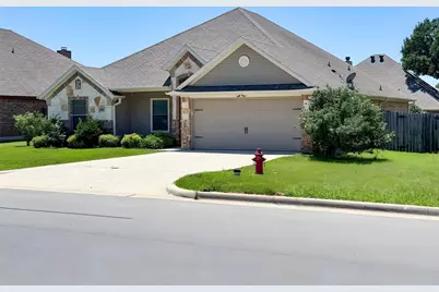 1209 Butterfield Street, Bridgeport, TX 76426 - Photo 3