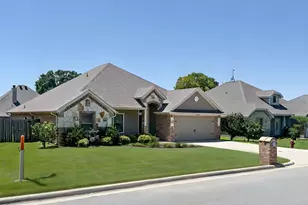 1209 Butterfield St, Bridgeport, TX 76426 - Photo 1