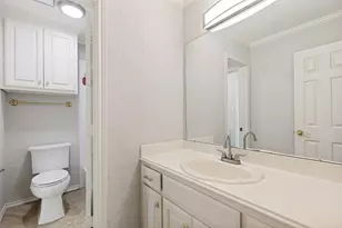 2721 Gold Rush Ln, Carrollton, TX 75007 - Photo 25